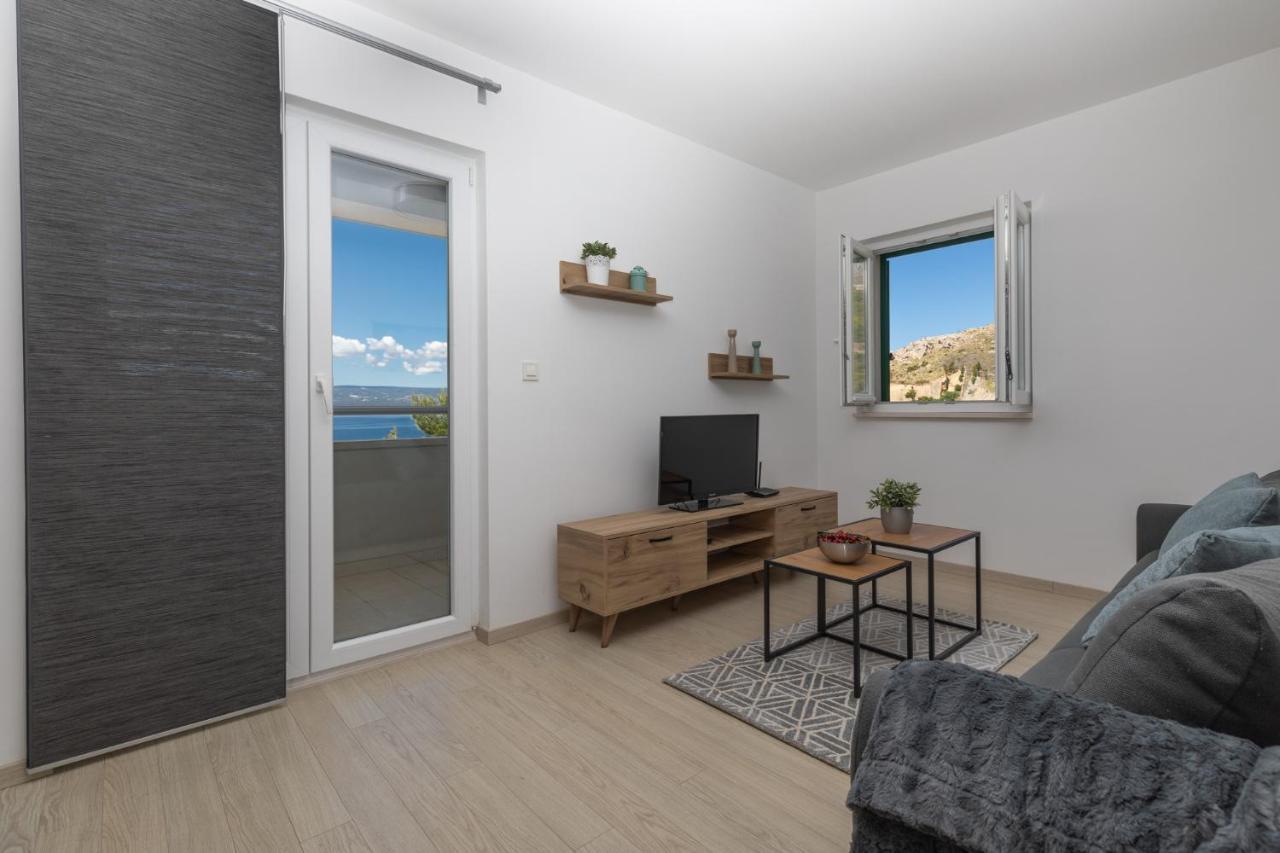 Apartments Villa Carica B&B Мимице Екстериор снимка