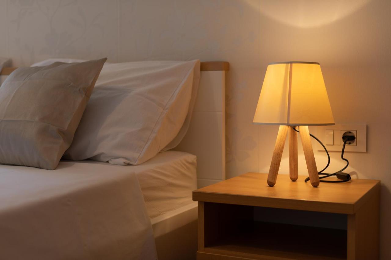Apartments Villa Carica B&B Мимице Екстериор снимка