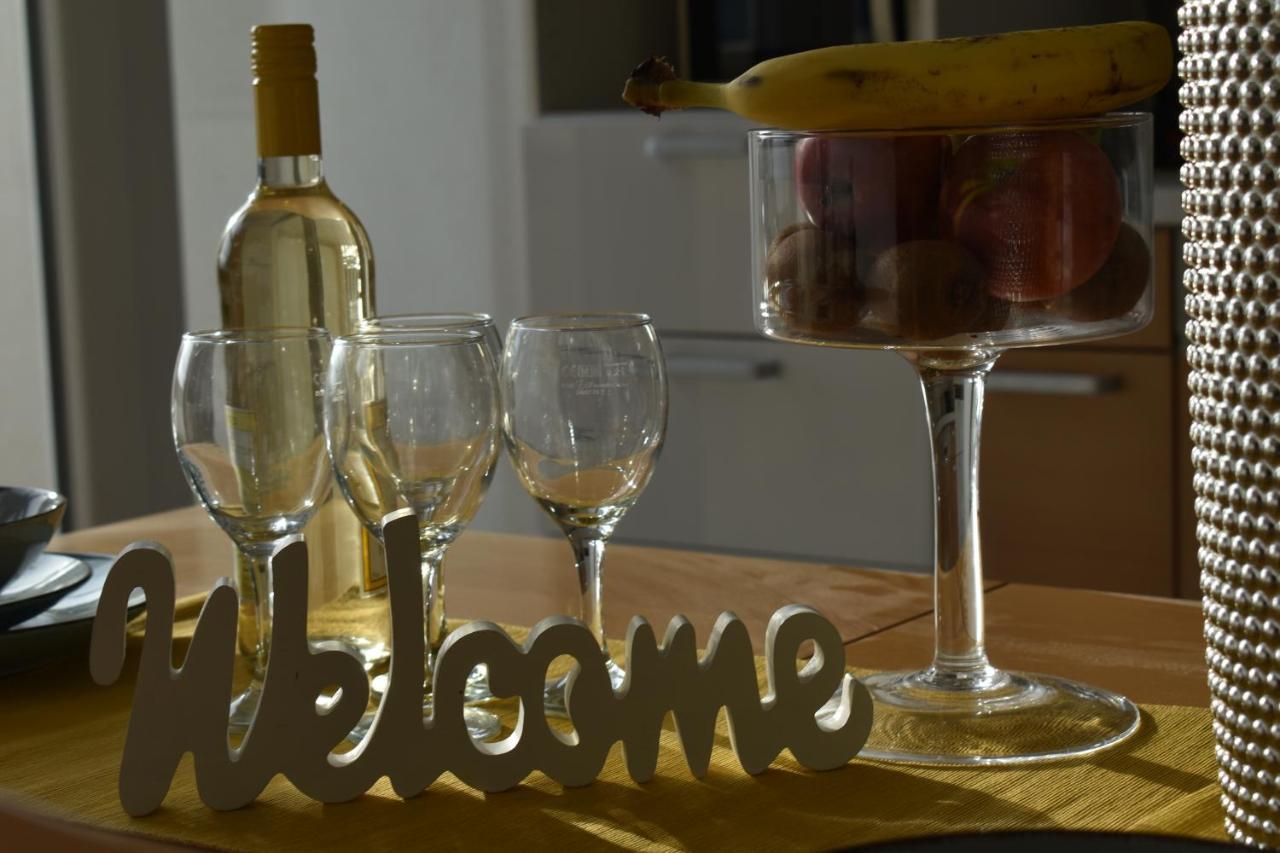 Apartments Villa Carica B&B Мимице Екстериор снимка