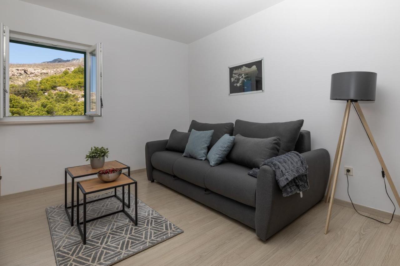 Apartments Villa Carica B&B Мимице Екстериор снимка