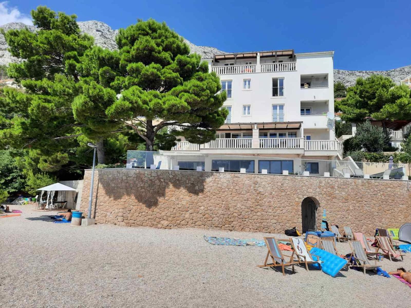 Apartments Villa Carica B&B Мимице Екстериор снимка